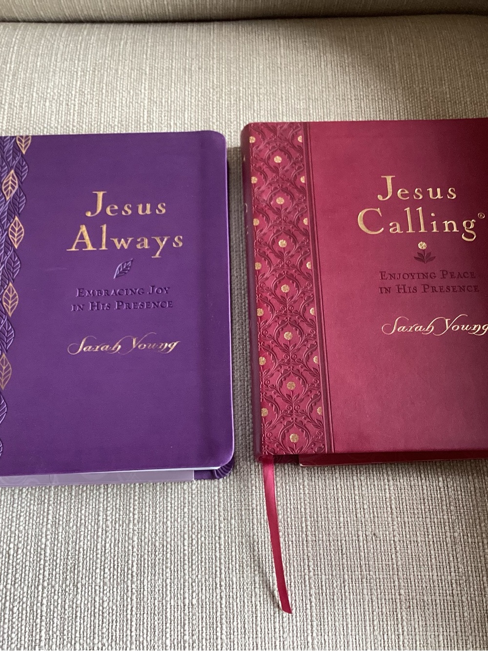 Jesus Calling & Jesus Always Devotional by Sarah Young